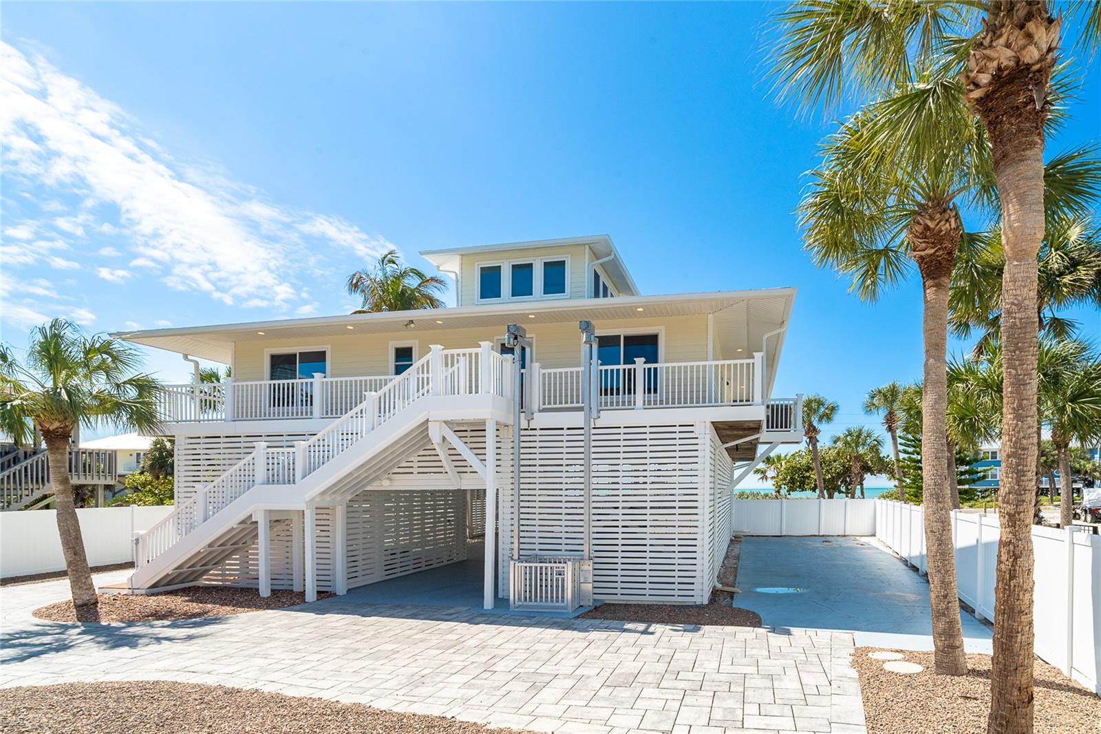 Image 12 of 90 For 230 Gulf Boulevard