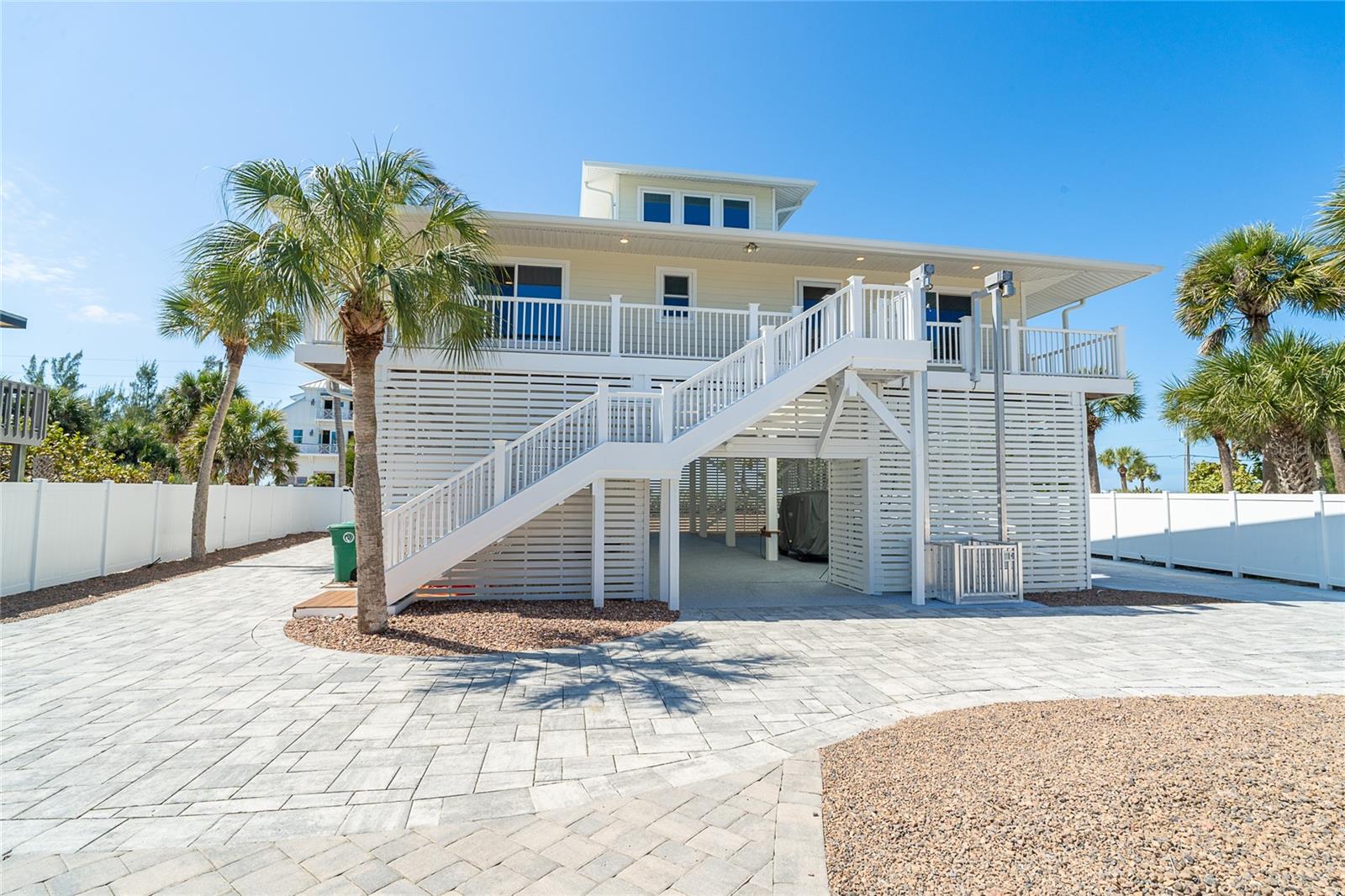 Image 13 of 90 For 230 Gulf Boulevard