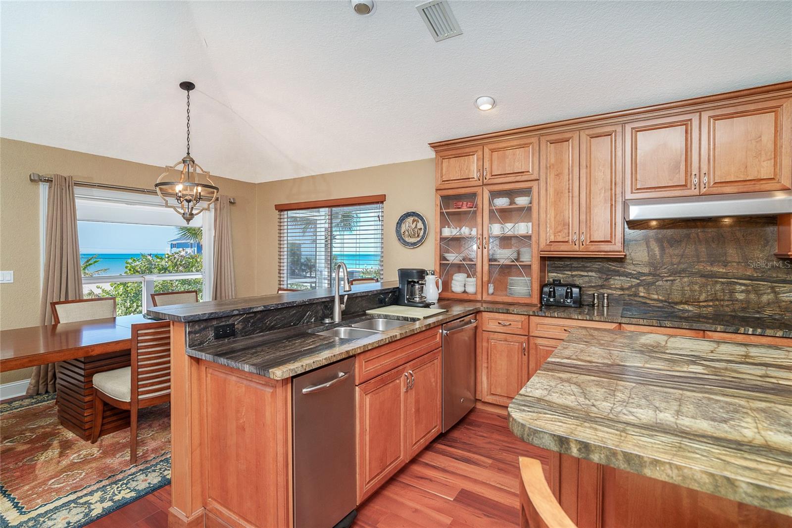 Image 23 of 90 For 230 Gulf Boulevard