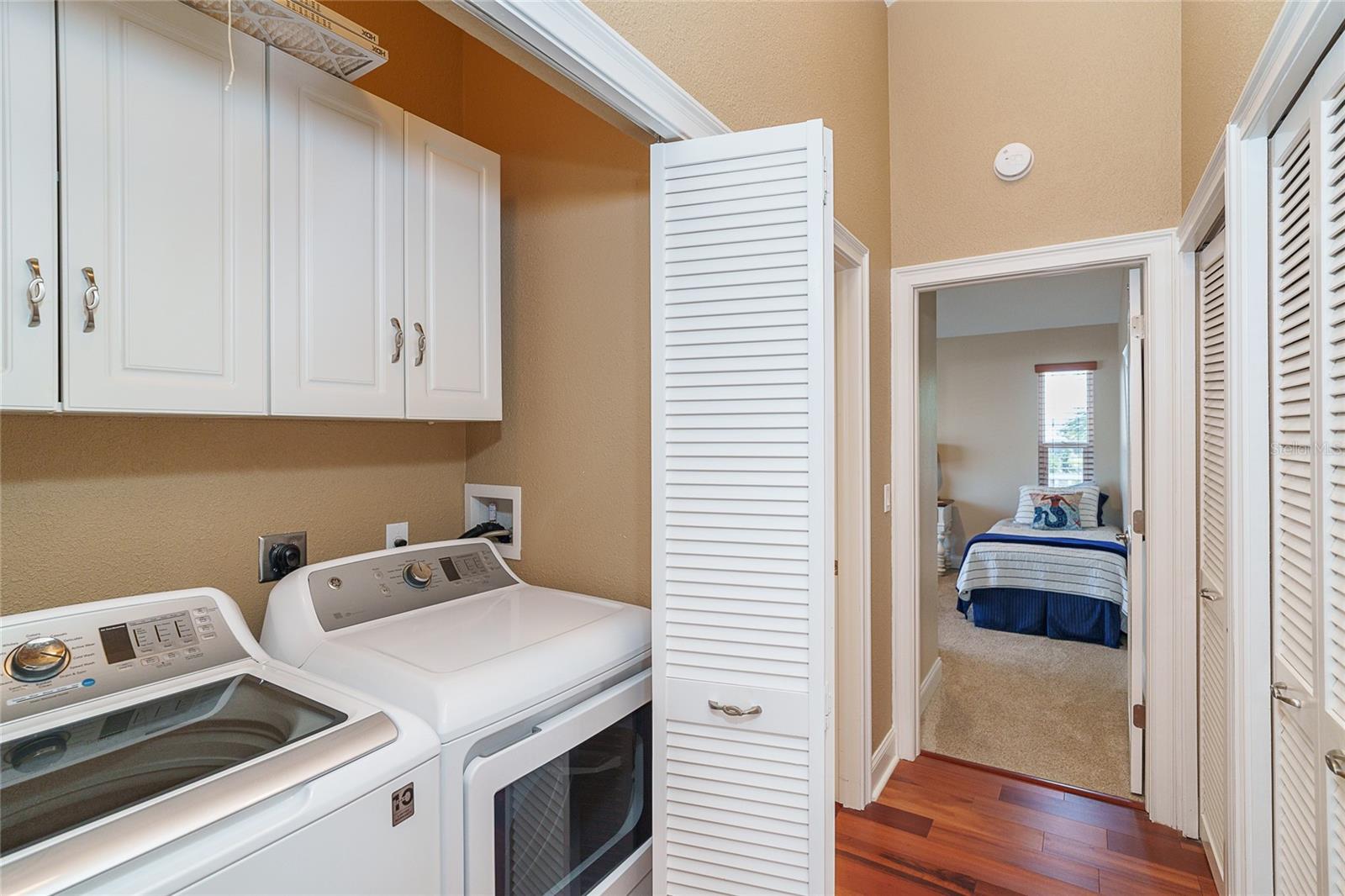 Image 27 of 90 For 230 Gulf Boulevard