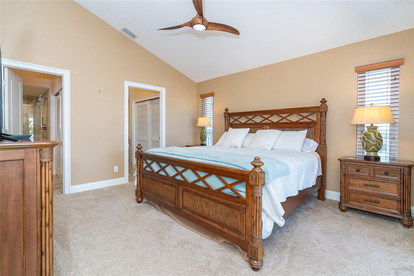 Image 33 of 90 For 230 Gulf Boulevard