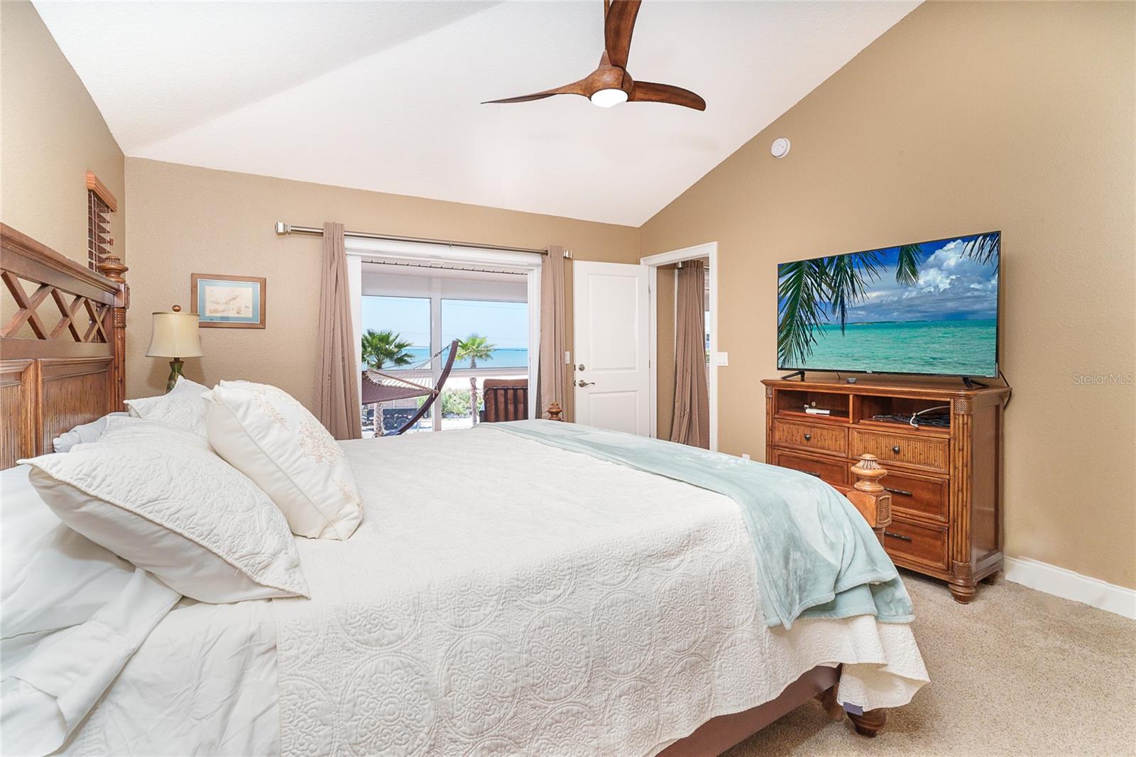 Image 34 of 90 For 230 Gulf Boulevard