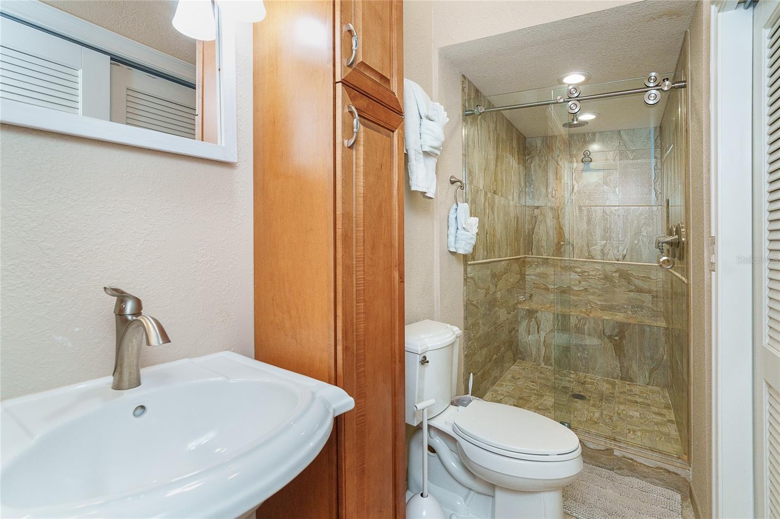 Image 35 of 90 For 230 Gulf Boulevard