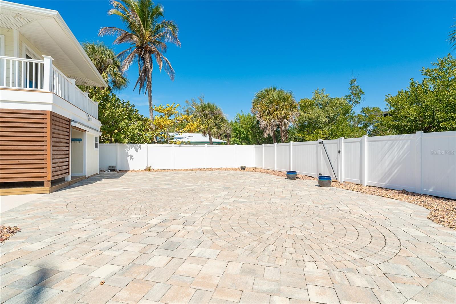 Image 52 of 90 For 230 Gulf Boulevard