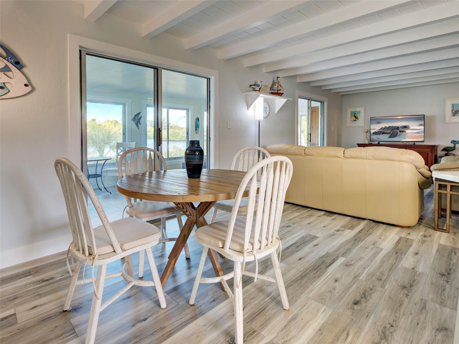 Image 22 of 60 For 24 Oxford Drive