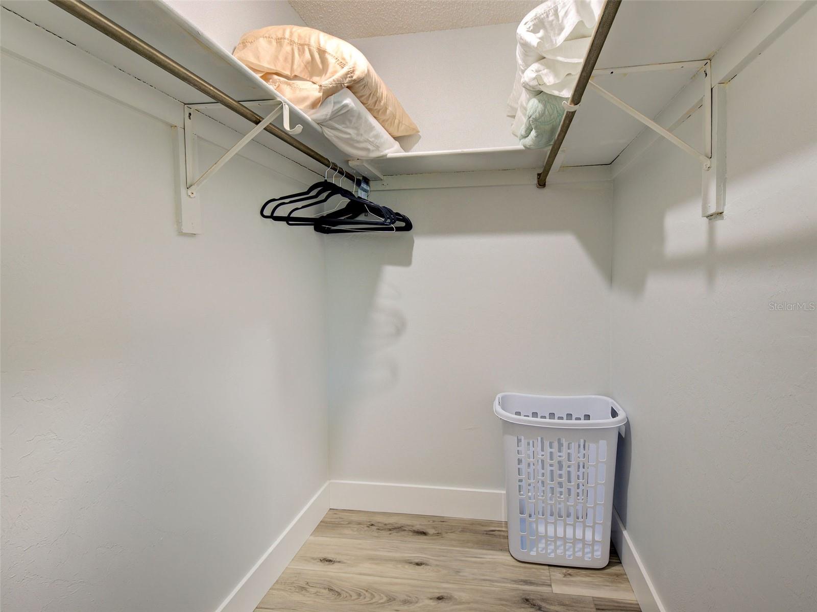 Image 39 of 60 For 24 Oxford Drive