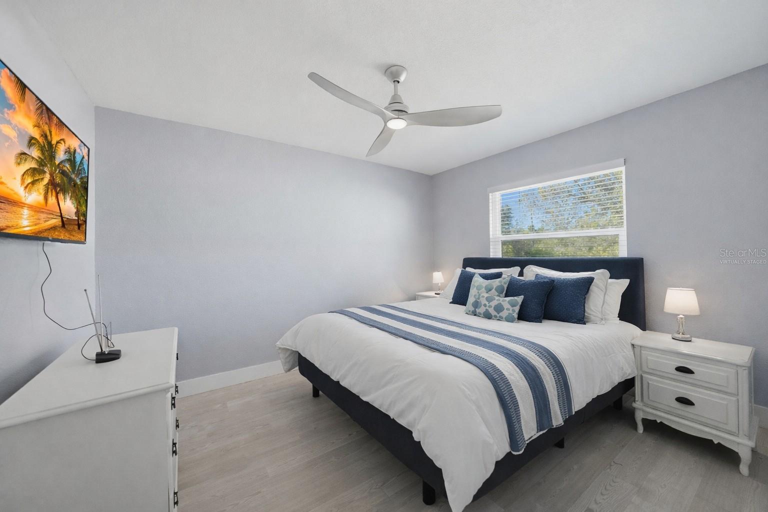 Listing photo id 27 for 6037 David Boulevard