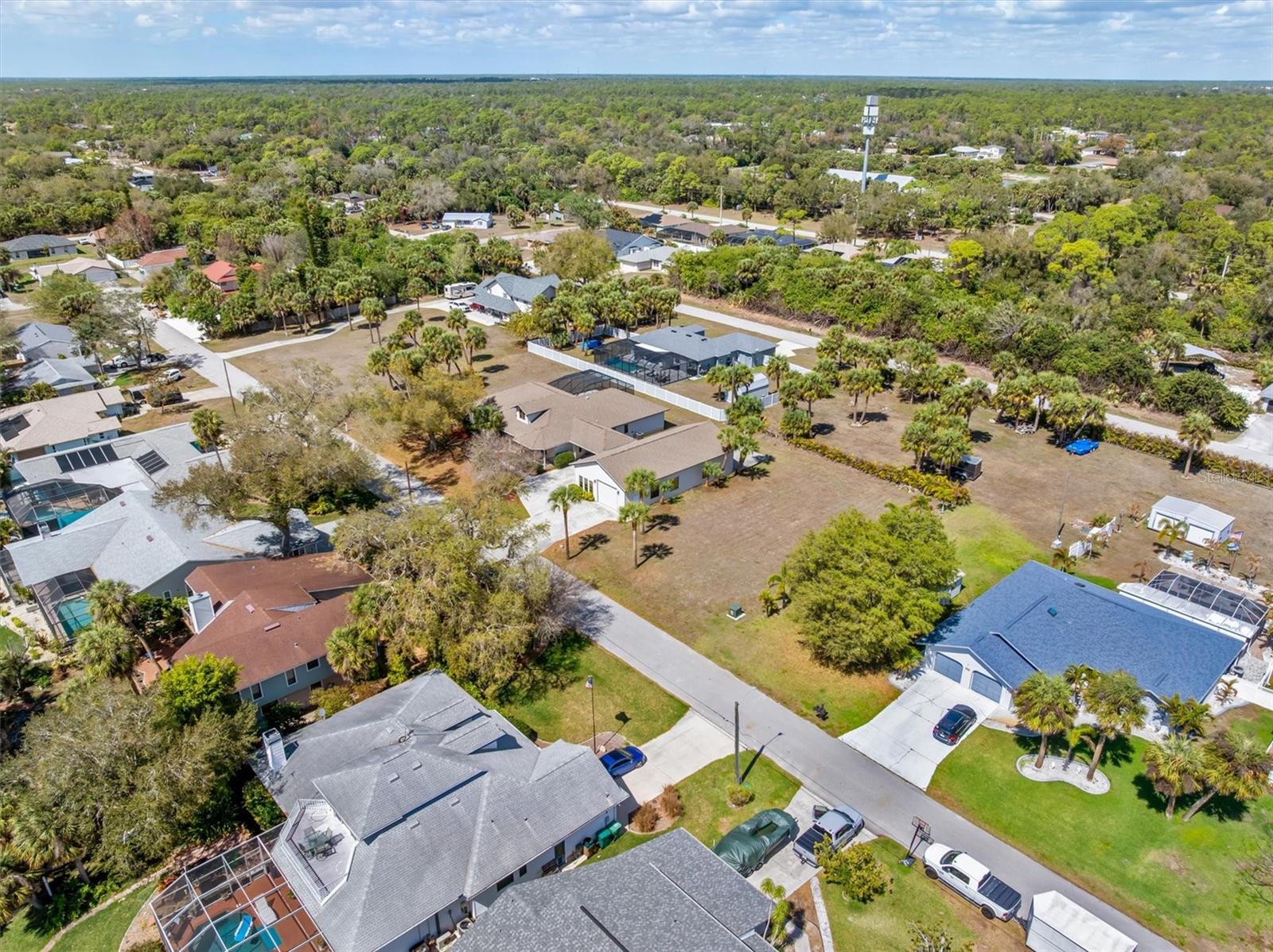 Image 14 of 73 For 18412 Meyer Avenue