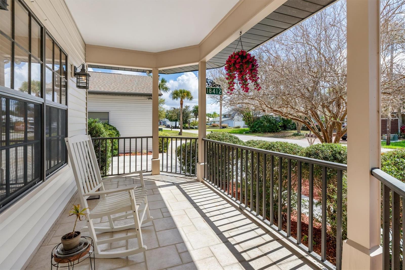 Image 17 of 73 For 18412 Meyer Avenue