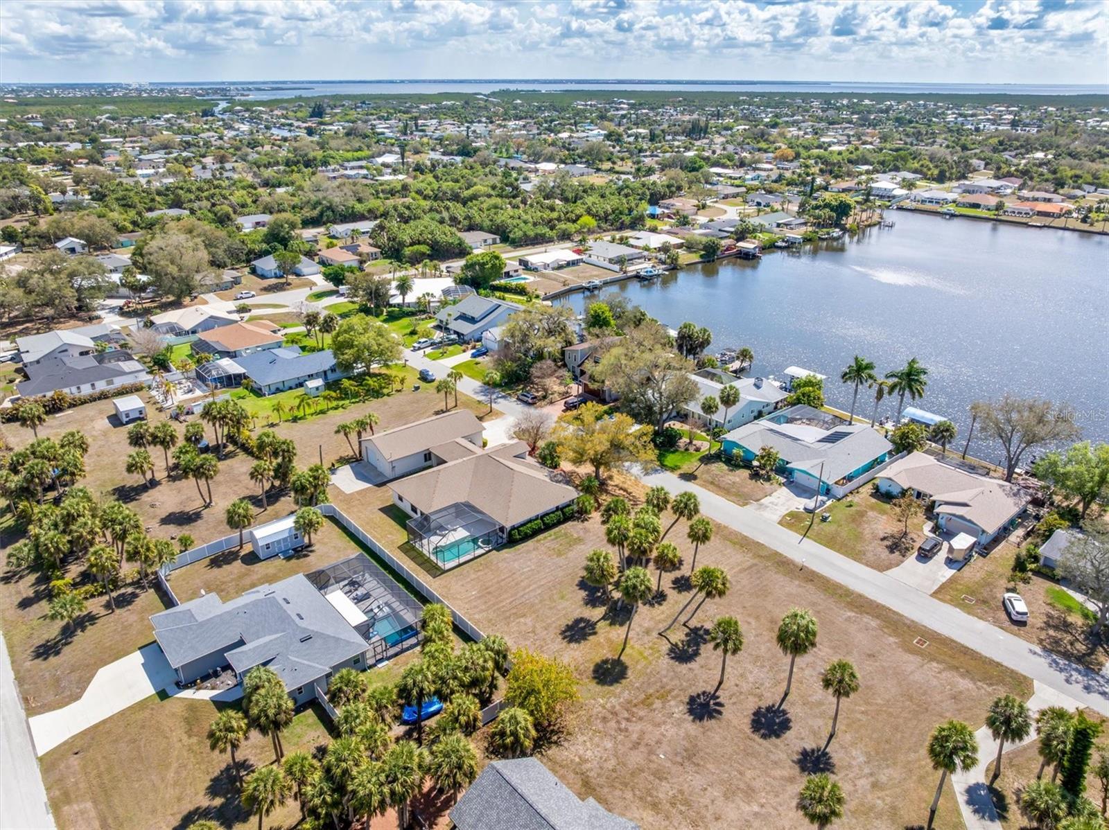 Image 21 of 73 For 18412 Meyer Avenue