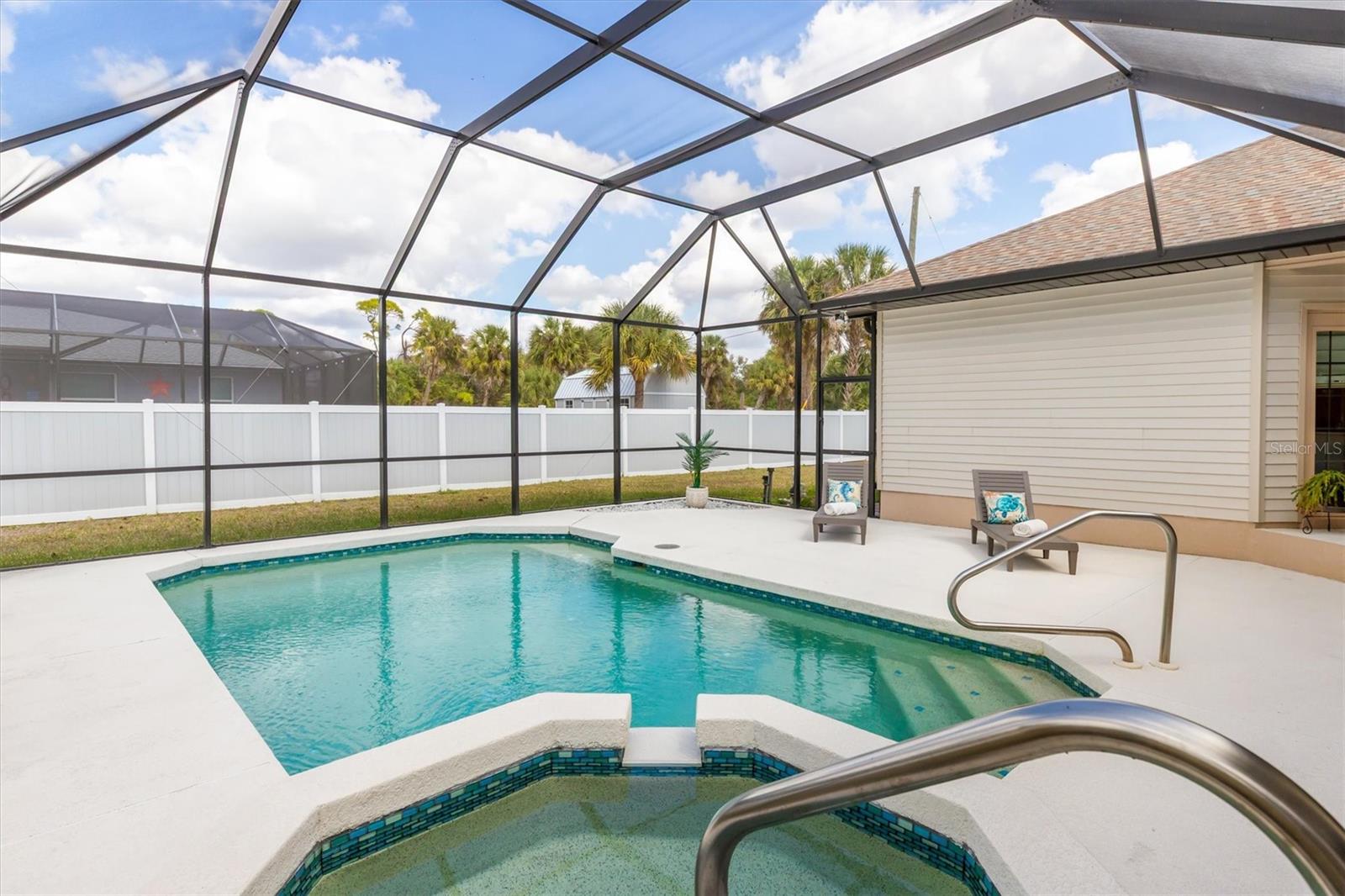 Image 31 of 73 For 18412 Meyer Avenue