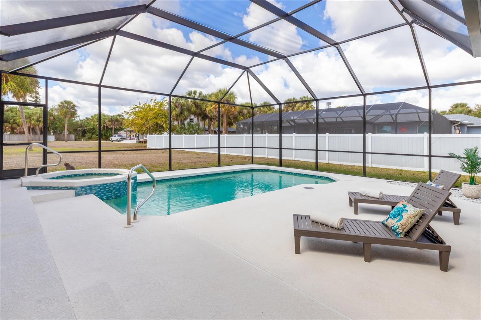 Image 32 of 73 For 18412 Meyer Avenue