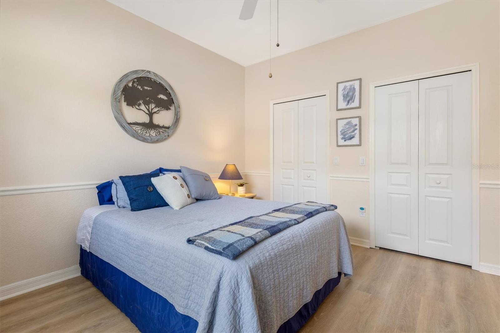 Image 37 of 73 For 18412 Meyer Avenue