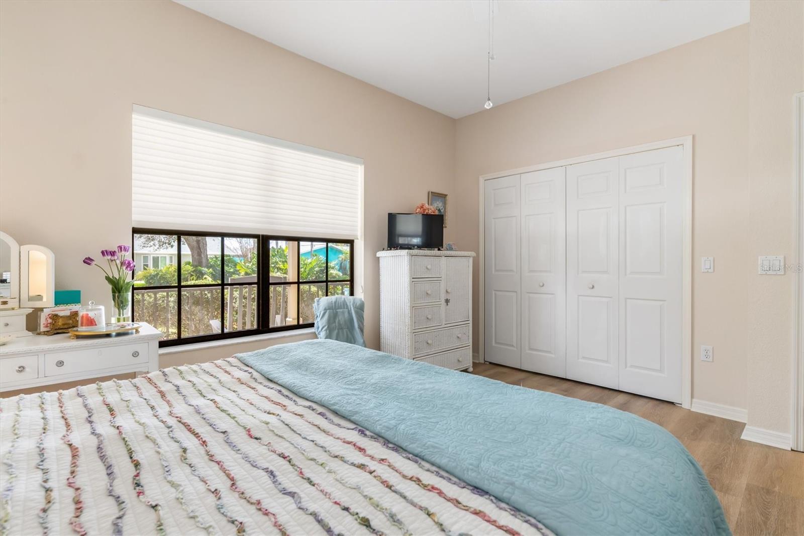 Image 48 of 73 For 18412 Meyer Avenue