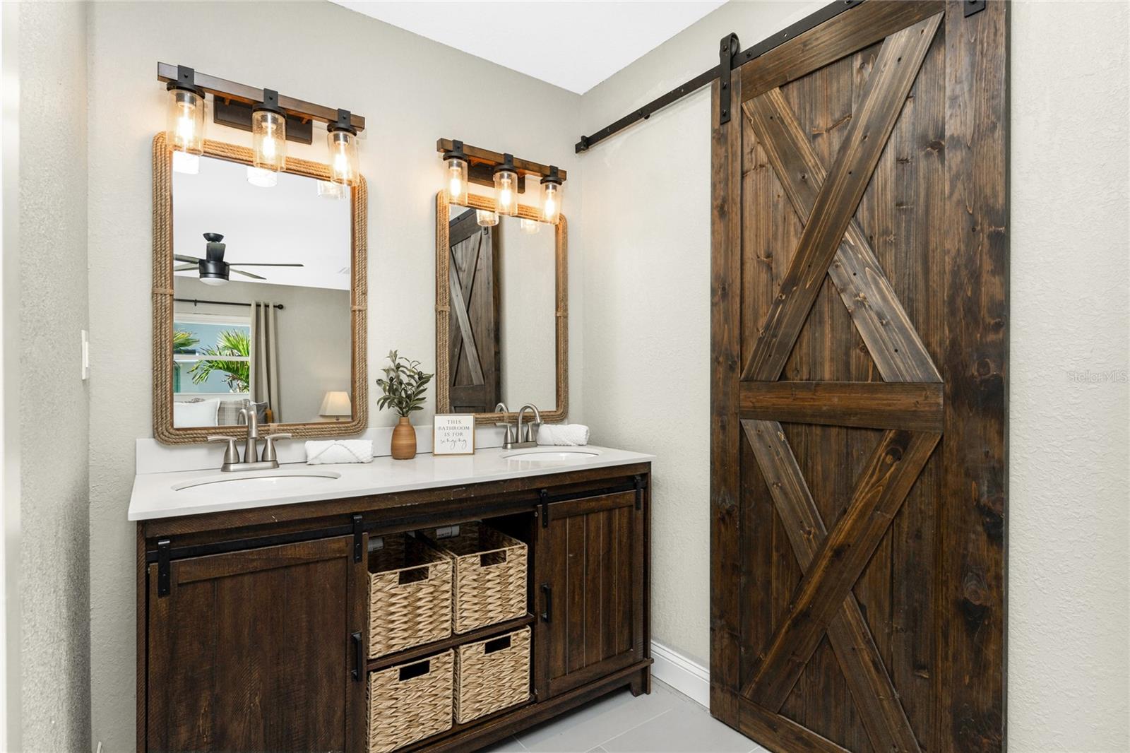 Image 27 of 61 For 72 Oakland Hills Court