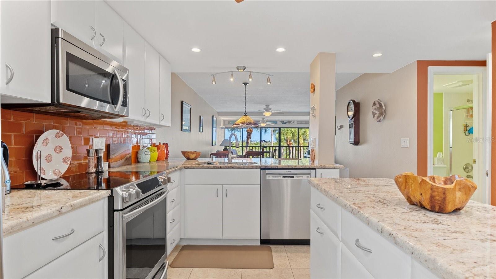 Image 6 of 41 For 1701 Beach Road 312