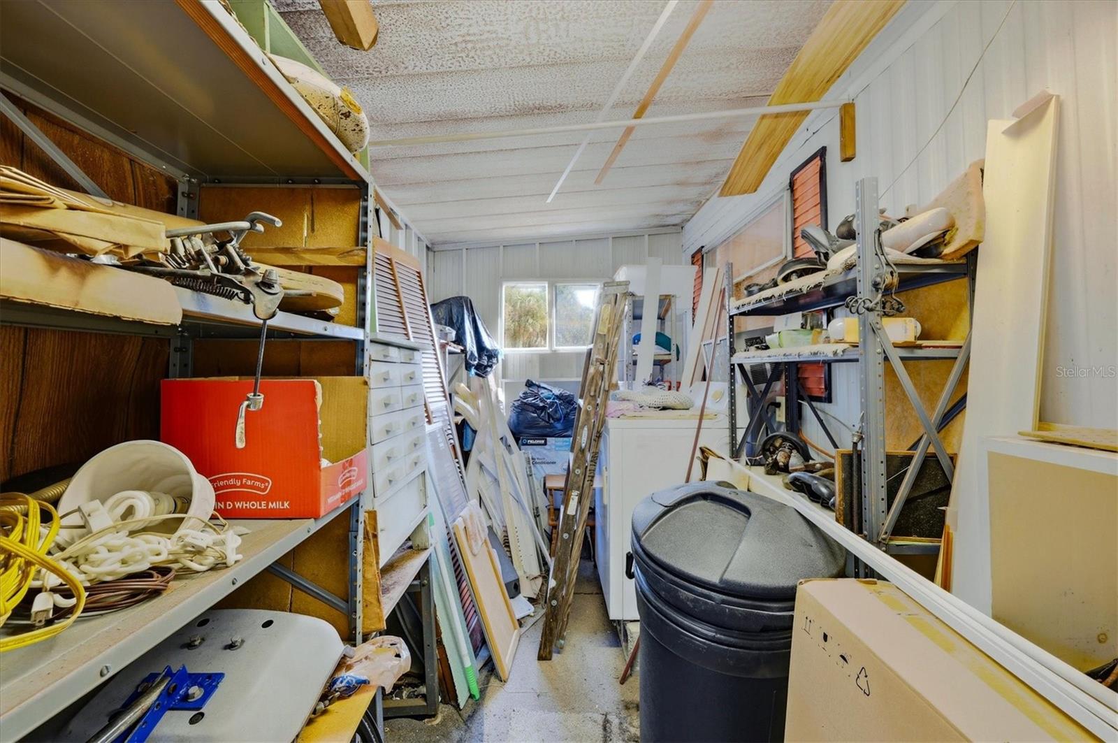 Listing photo id 19 for 1891 Englewood Road 43