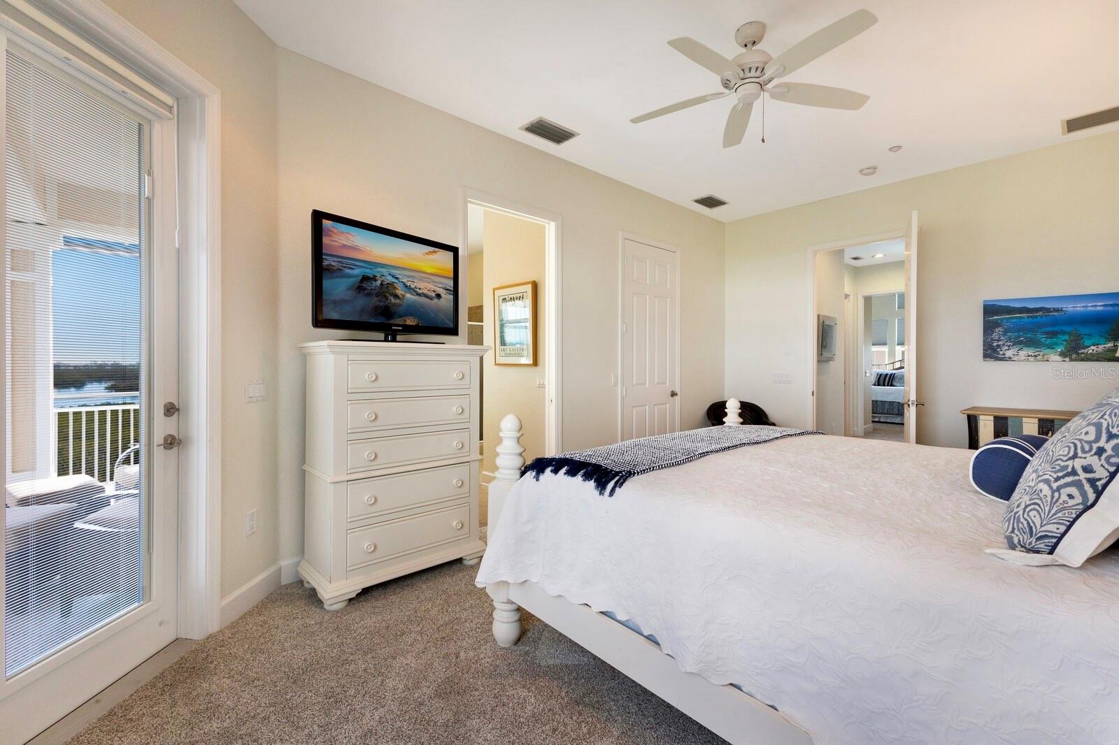 Image 12 of 49 For 10310 Coral Landings Court 98