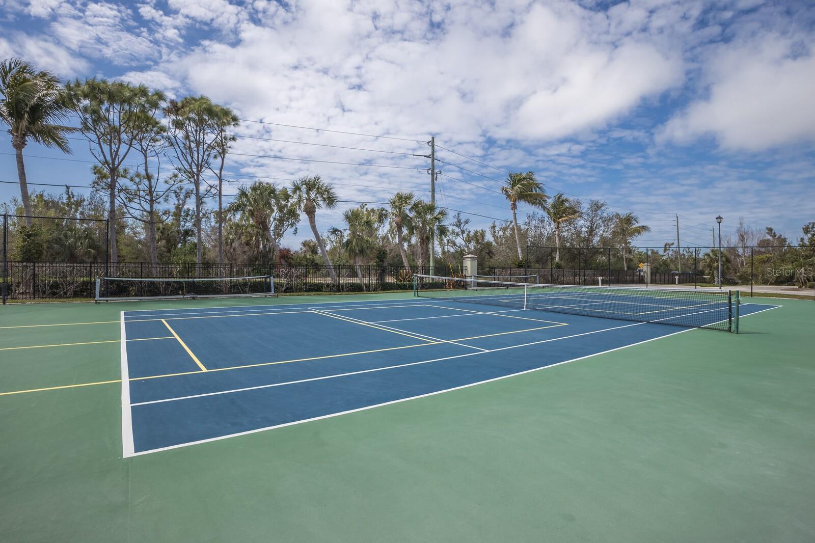 Image 44 of 49 For 10310 Coral Landings Court 98