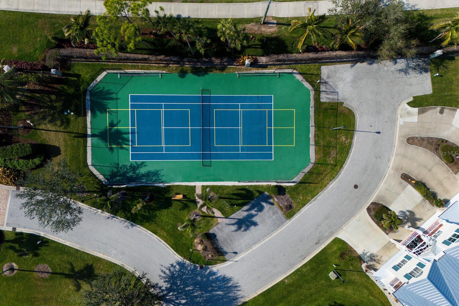 Image 45 of 49 For 10310 Coral Landings Court 98