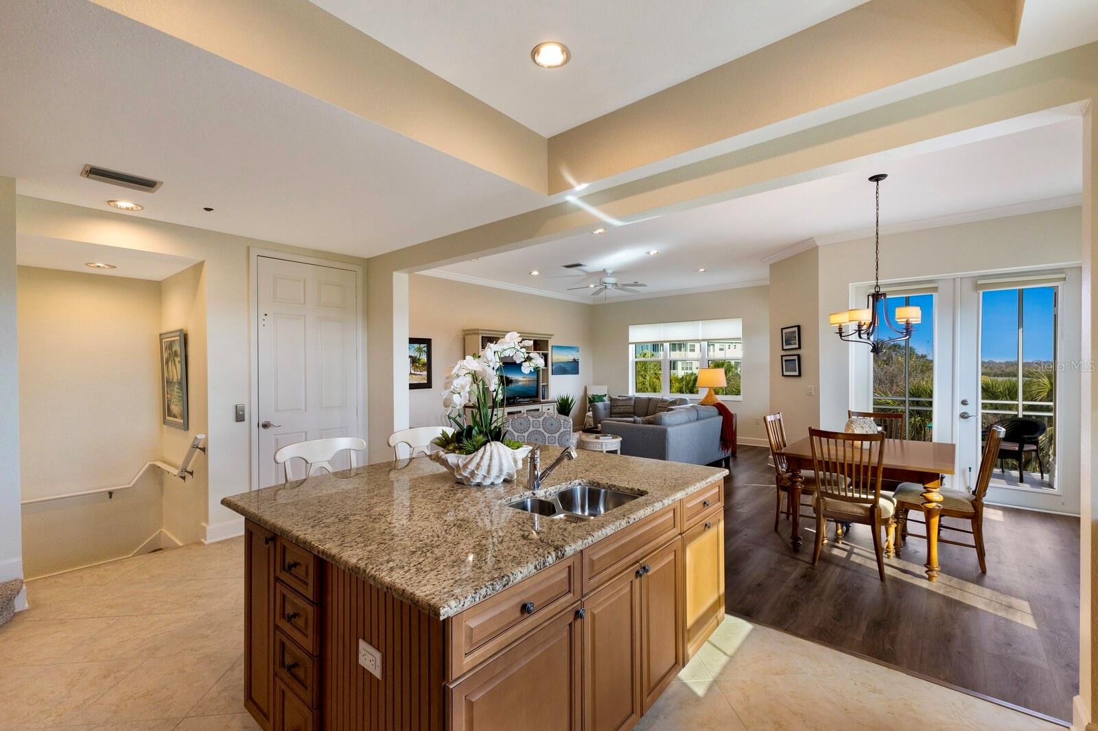 Image 6 of 49 For 10310 Coral Landings Court 98