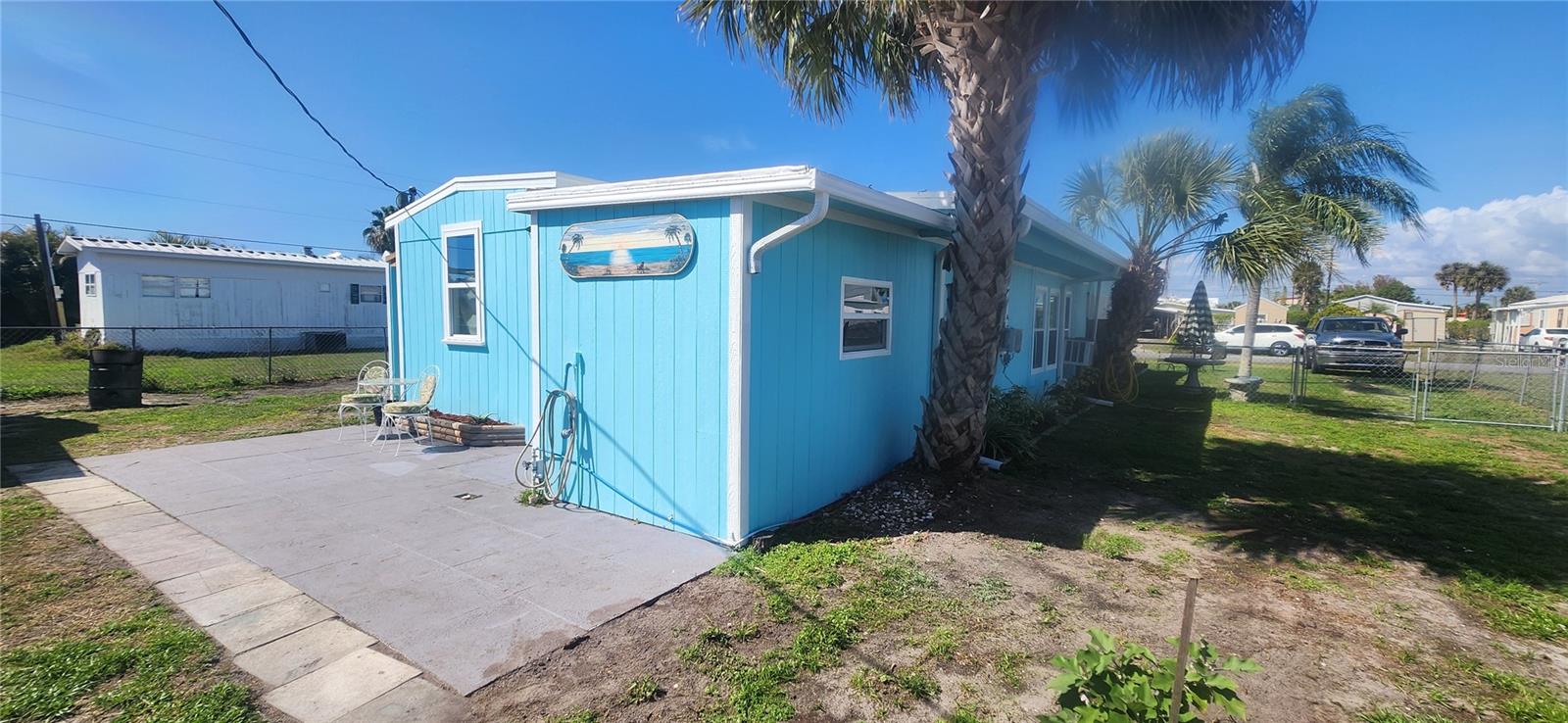 Image 6 of 13 For 324 Calle Liana