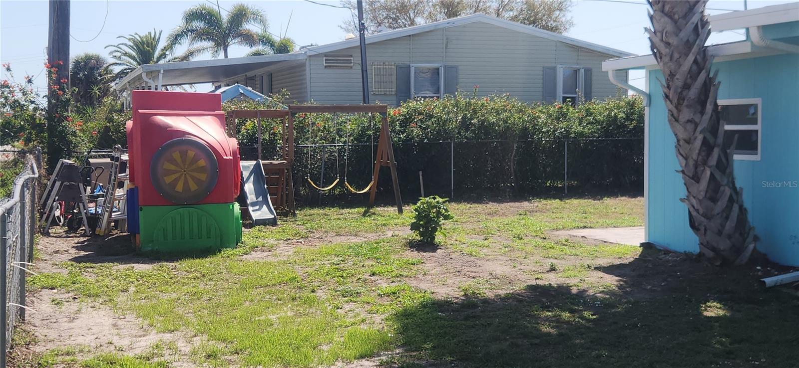 Image 7 of 13 For 324 Calle Liana