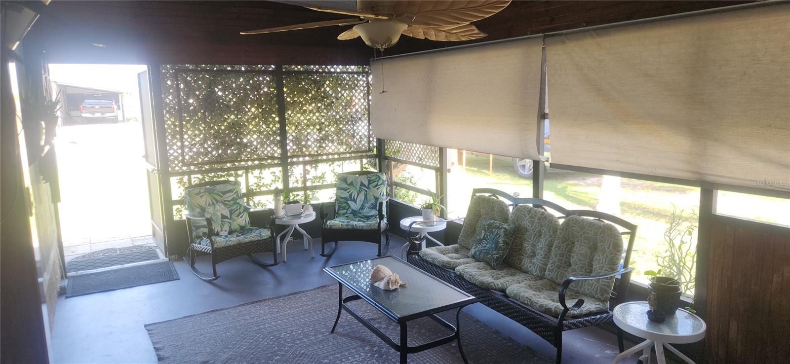 Image 8 of 13 For 324 Calle Liana