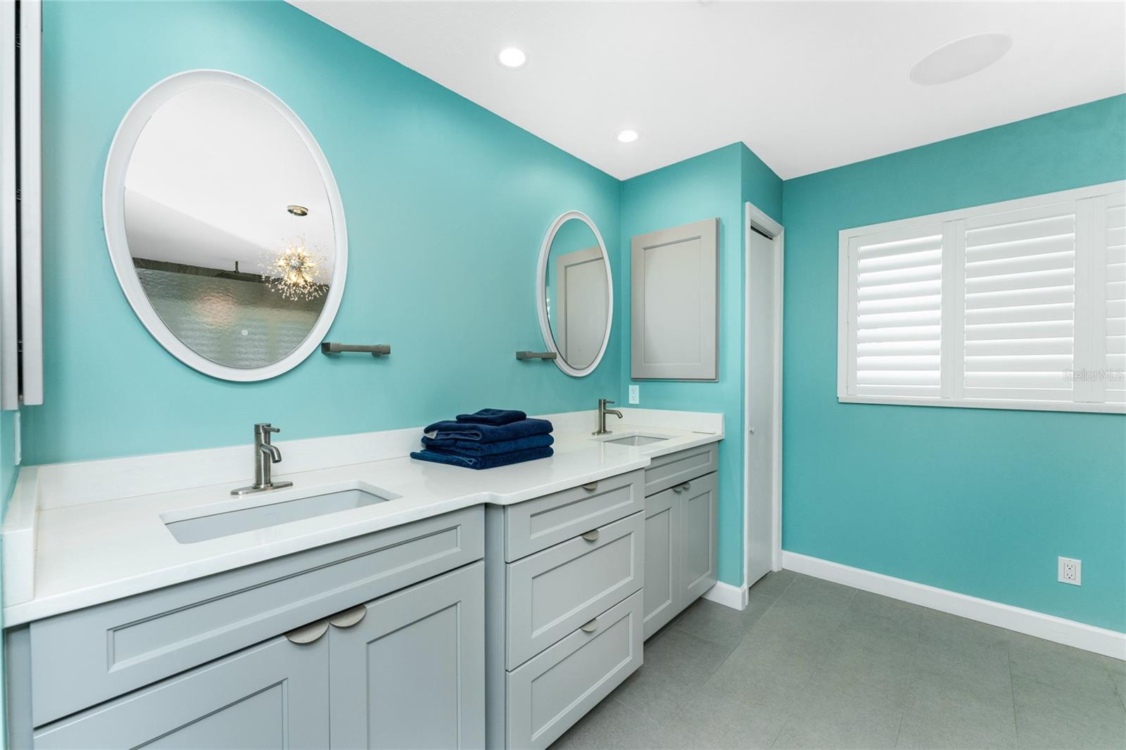 Listing photo id 37 for 6875 Manasota Key Road