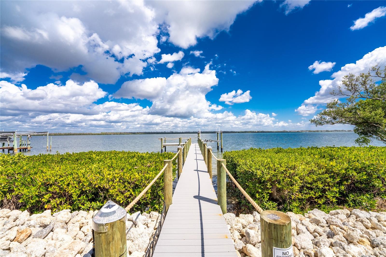 Listing photo id 67 for 6875 Manasota Key Road