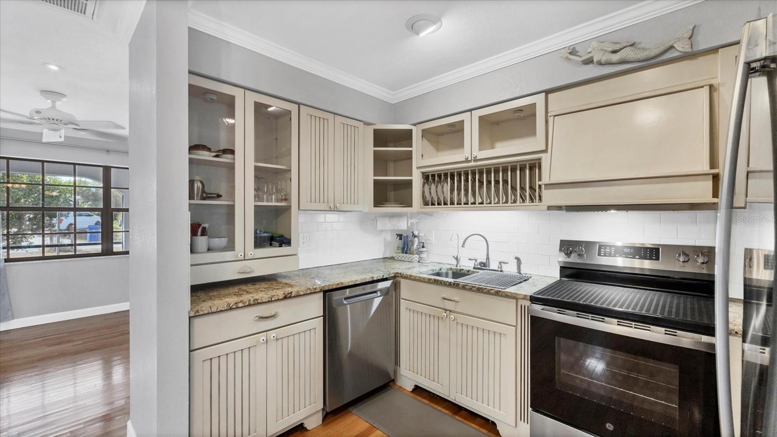 Image 14 of 44 For 332 Cypress Road