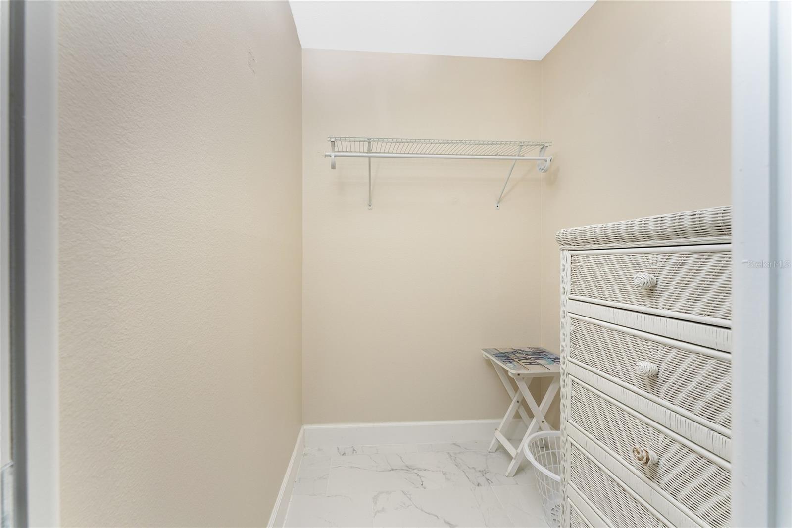 Image 26 of 86 For 461 Firethorn Avenue