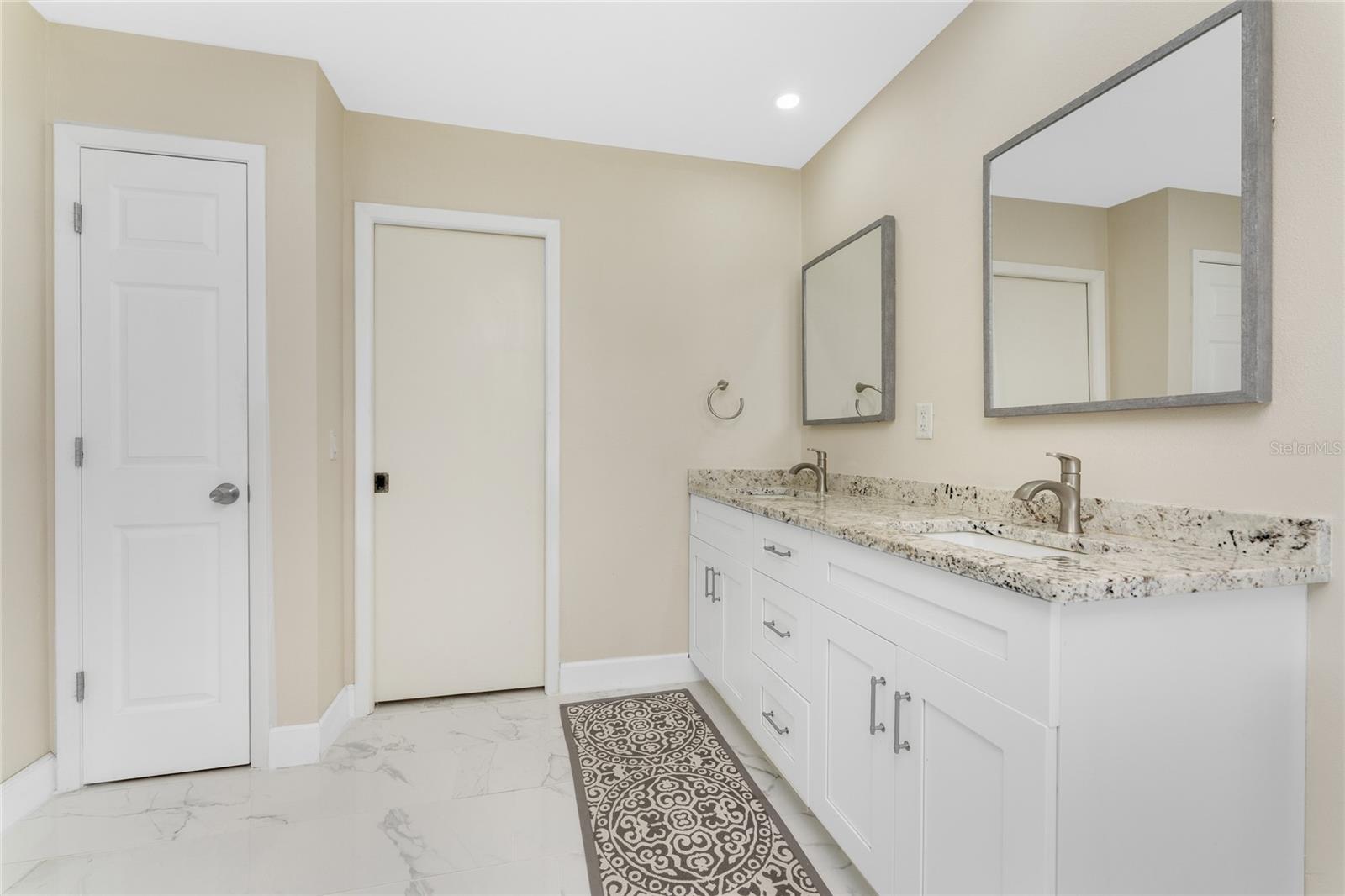 Image 36 of 86 For 461 Firethorn Avenue