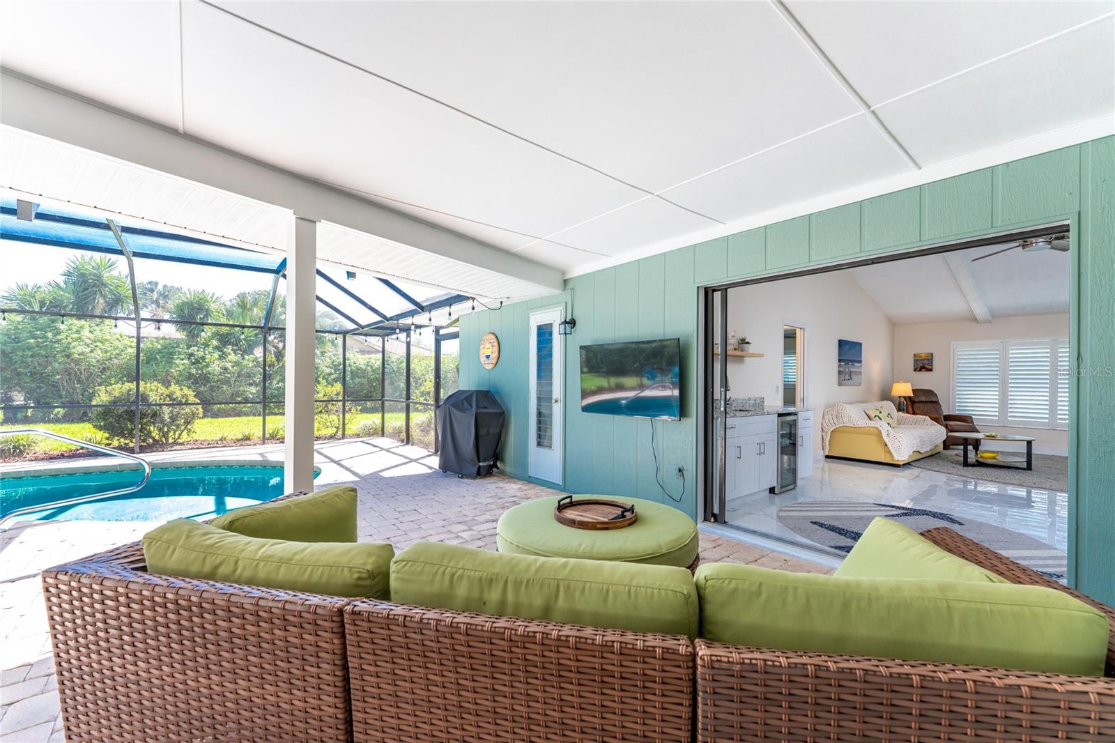 Image 42 of 86 For 461 Firethorn Avenue