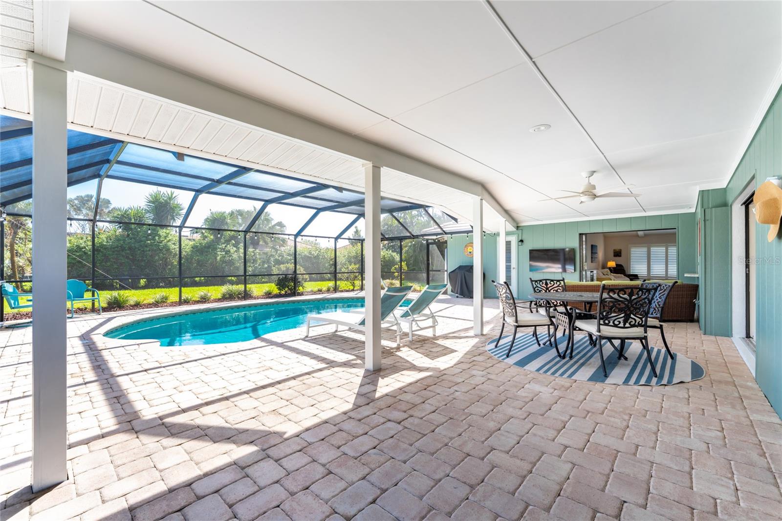 Image 45 of 86 For 461 Firethorn Avenue