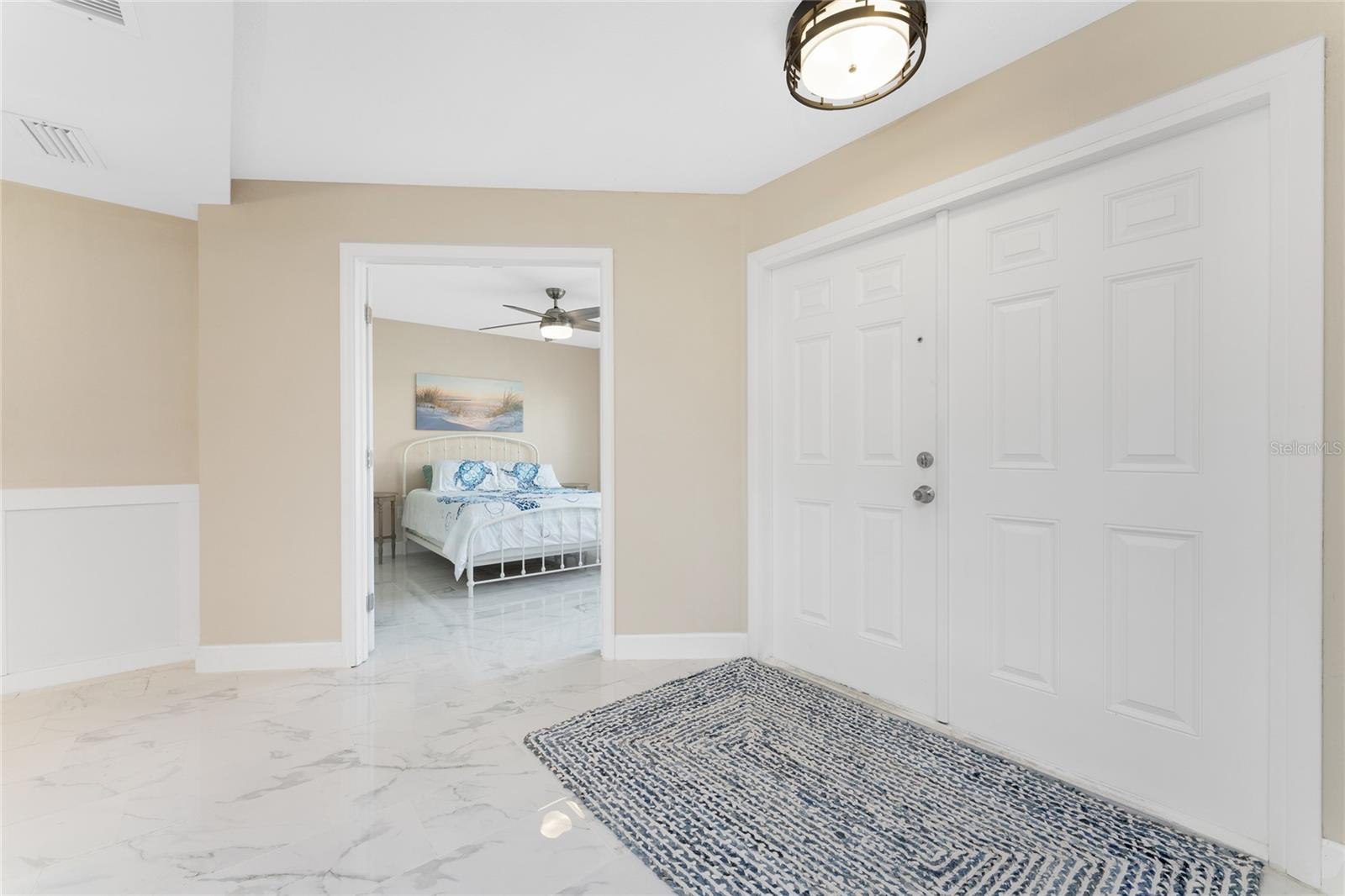 Image 5 of 86 For 461 Firethorn Avenue