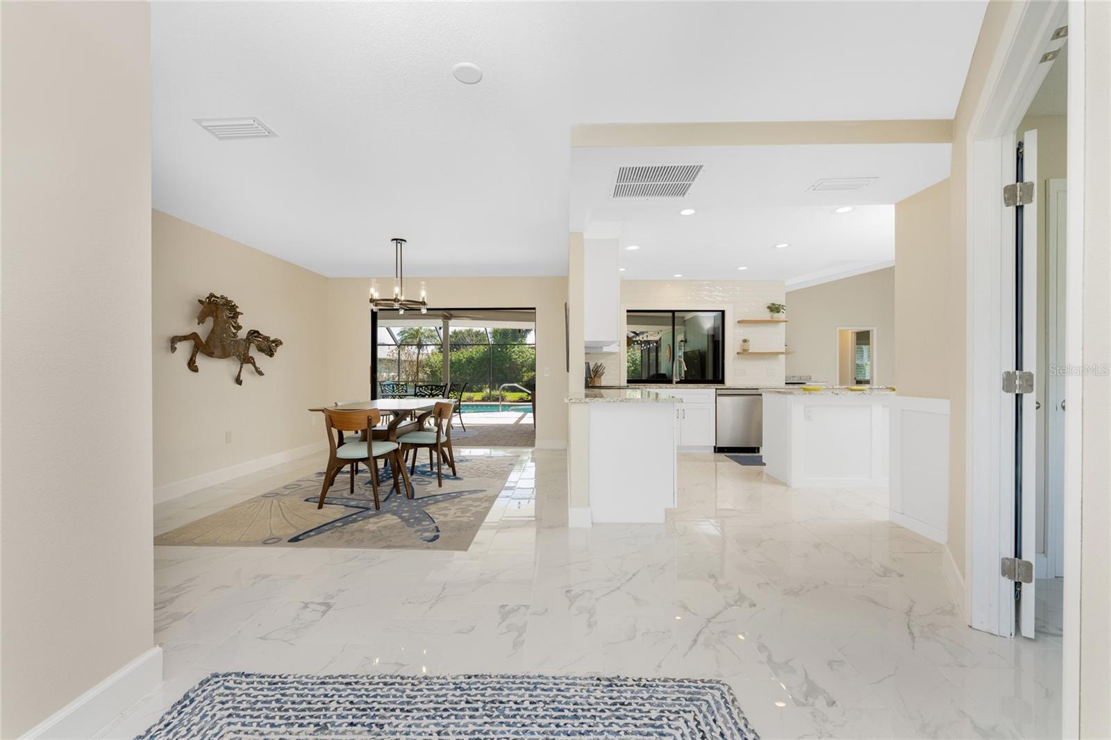 Image 9 of 86 For 461 Firethorn Avenue