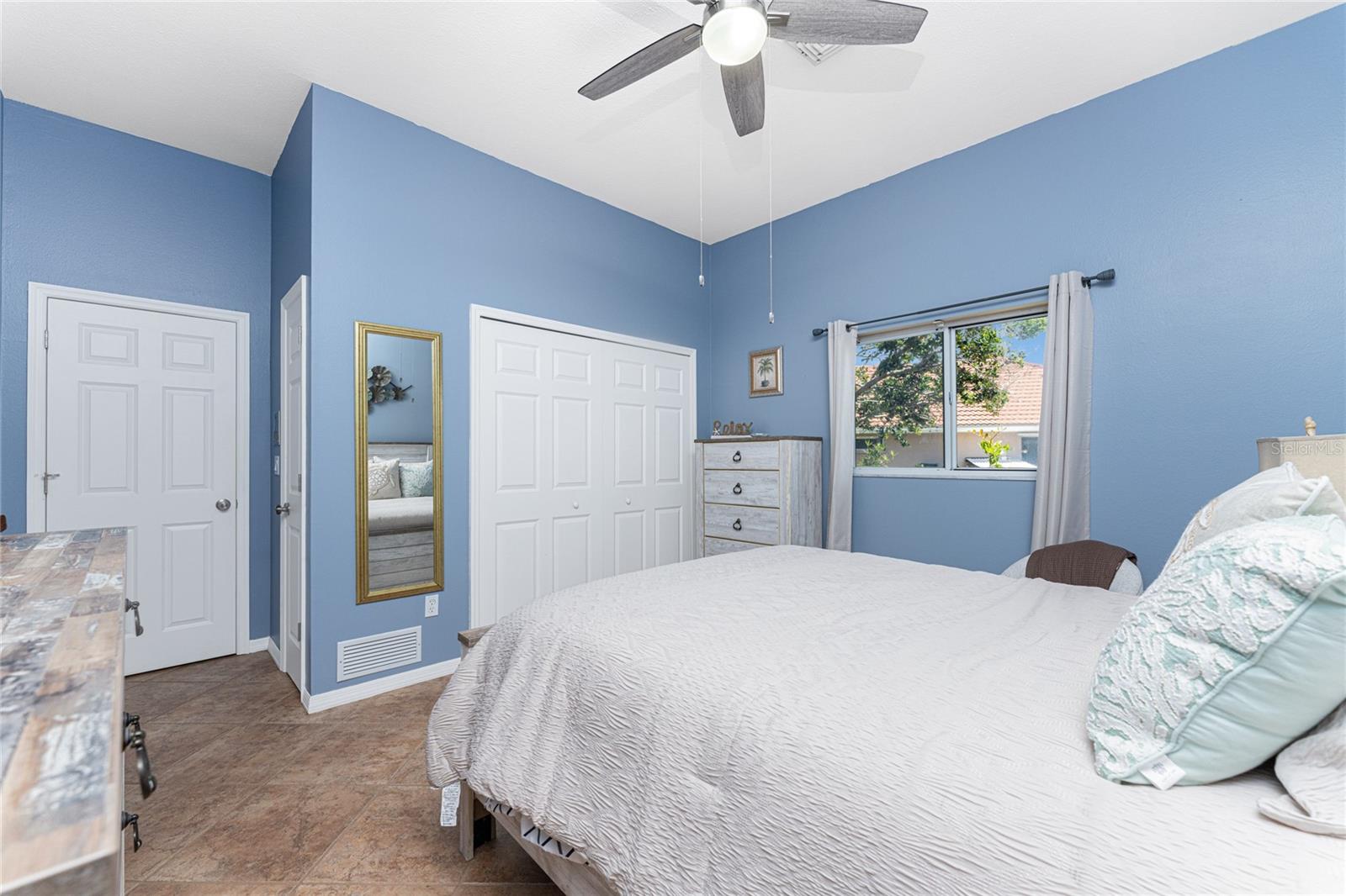 Image 33 of 99 For 373 Eden Drive