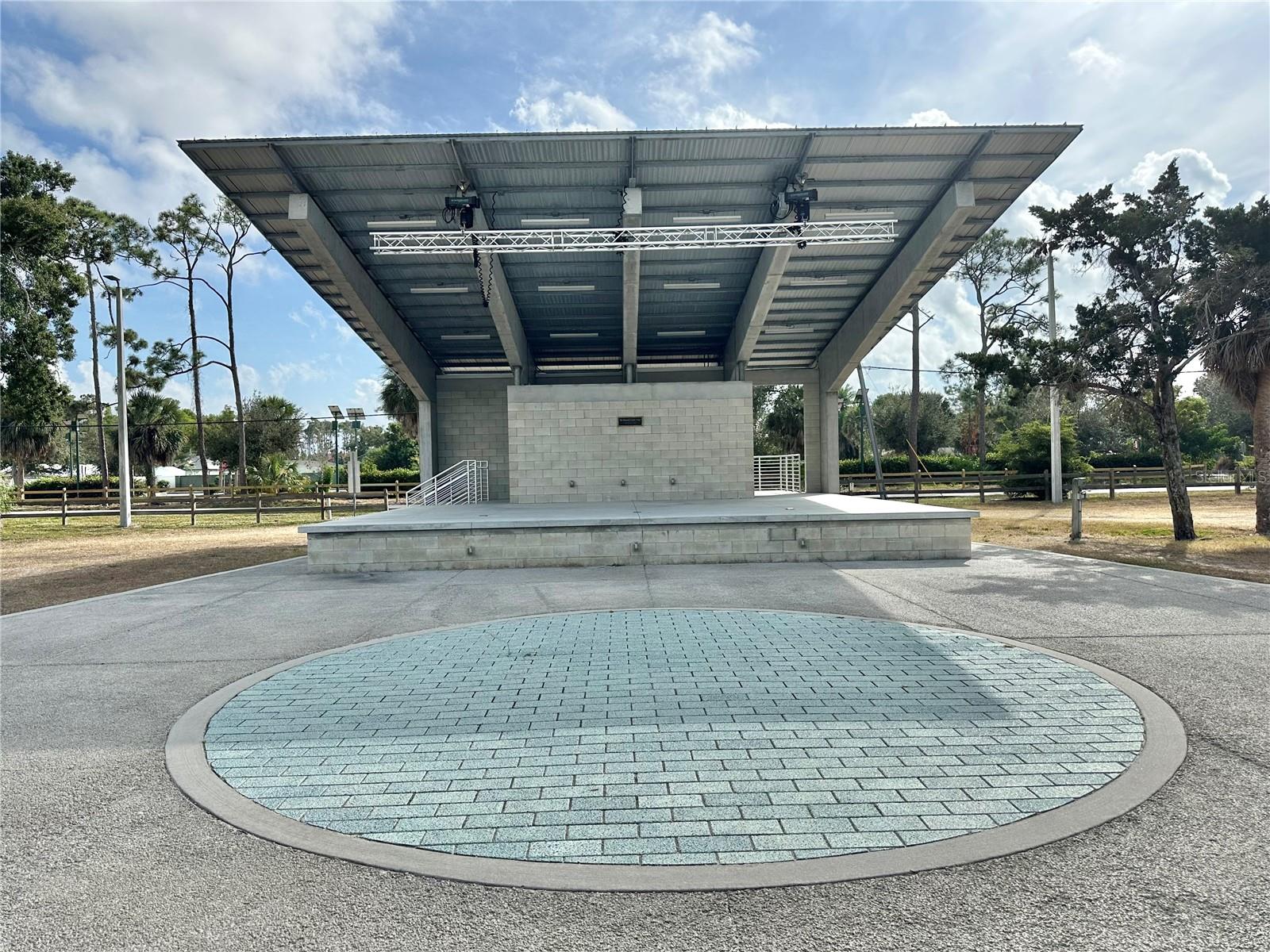 Image 86 of 99 For 373 Eden Drive