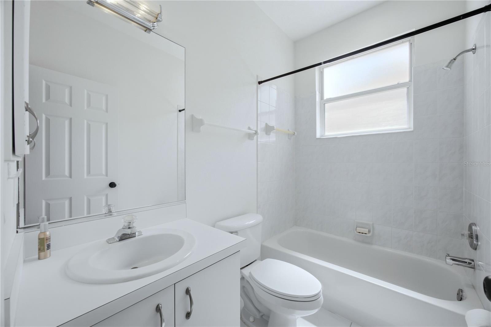 Image 17 of 24 For 3012 Vinson Avenue