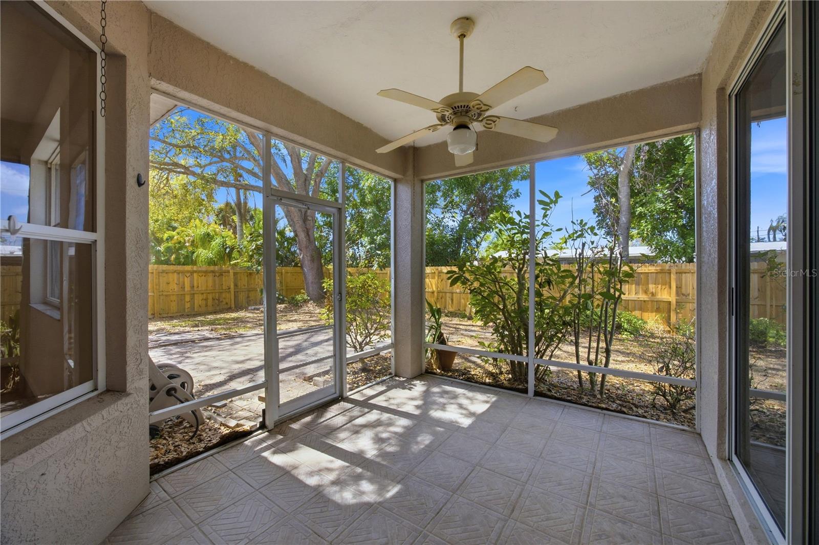 Image 18 of 24 For 3012 Vinson Avenue