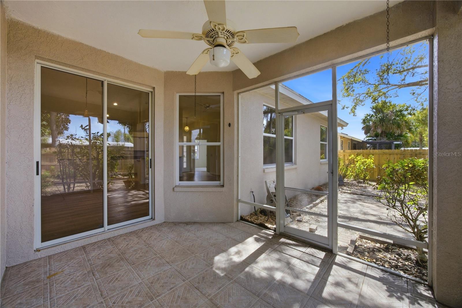 Image 19 of 24 For 3012 Vinson Avenue