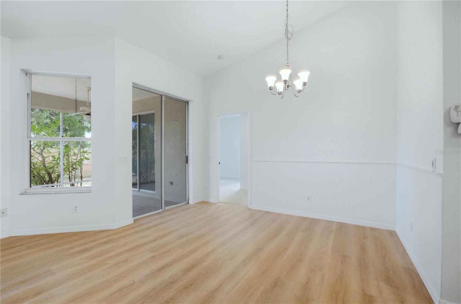 Image 6 of 24 For 3012 Vinson Avenue