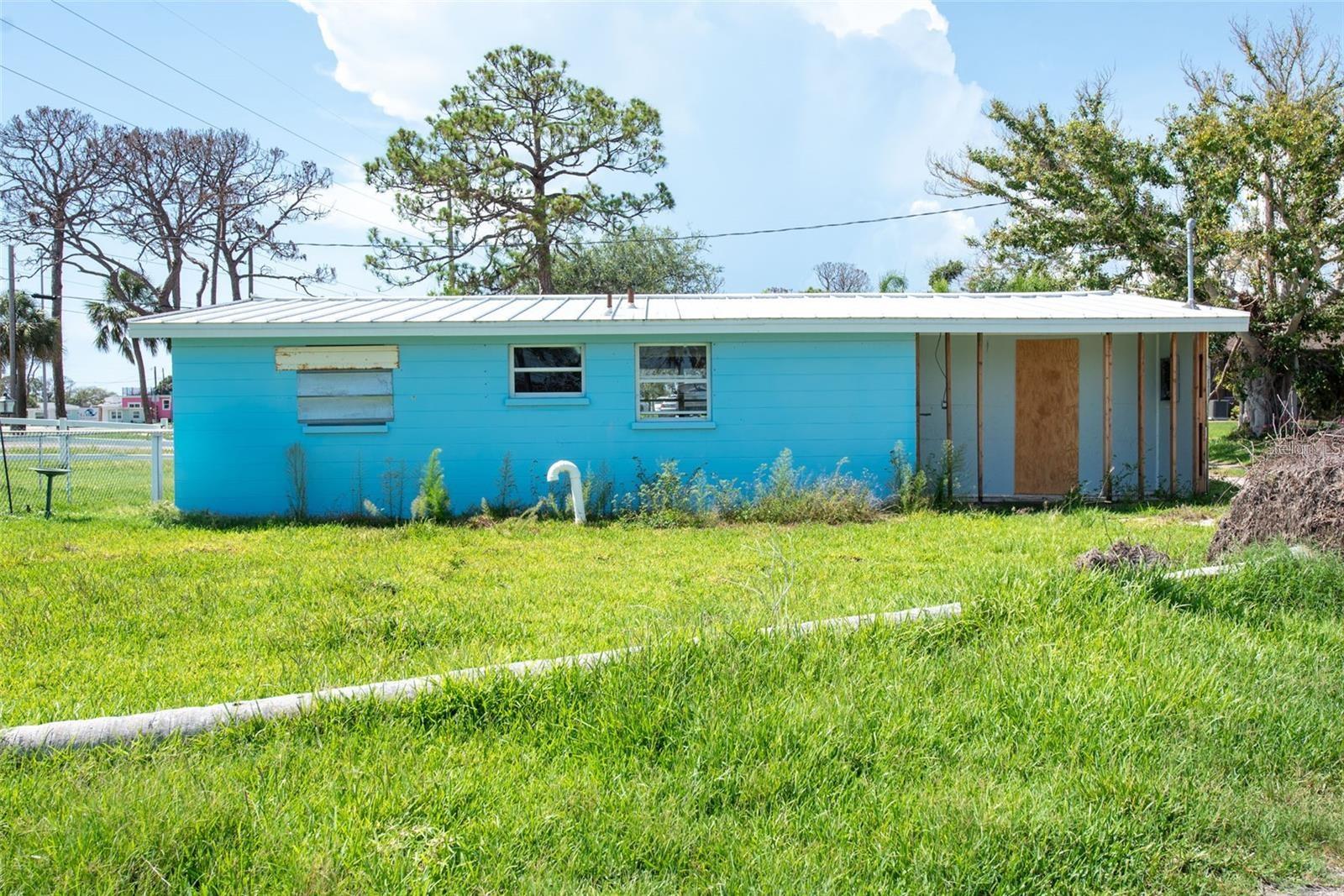 Image 20 of 42 For 1695 Manor Road