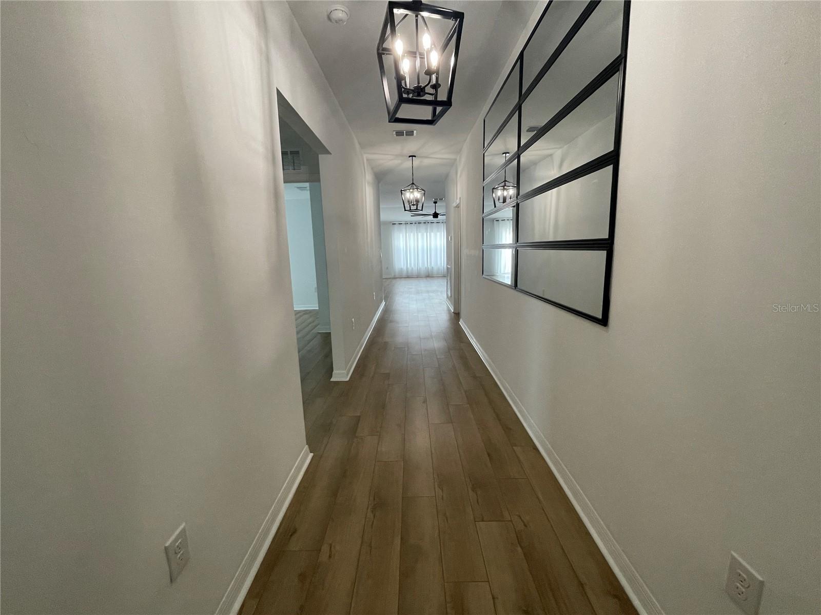 Image 3 of 35 For 112 Oakwood Court