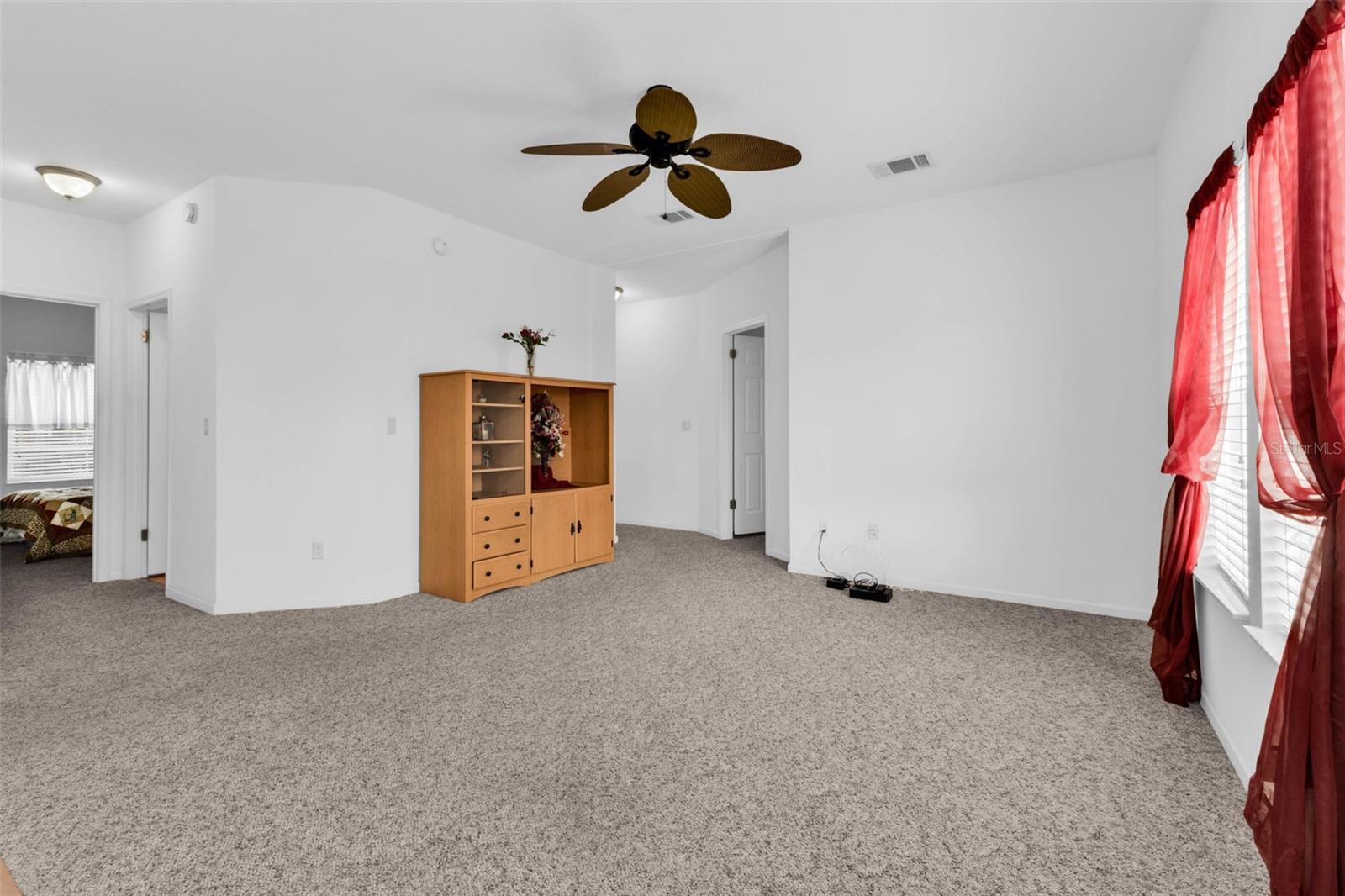 Image 18 of 52 For 634 Leisure  