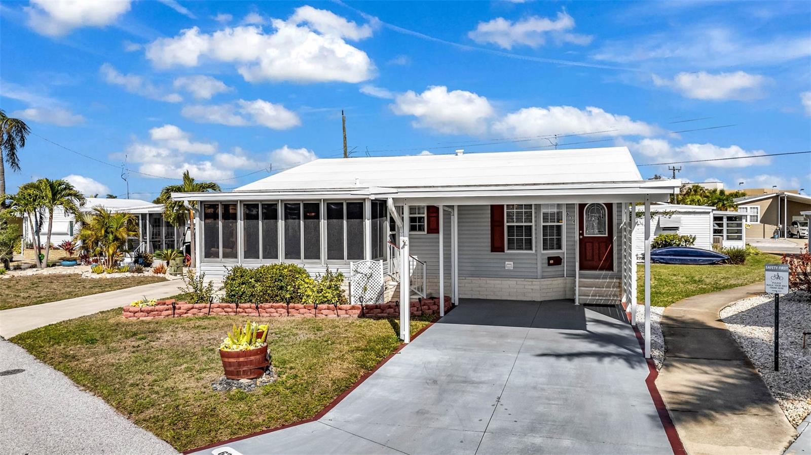 Image 2 of 52 For 634 Leisure  