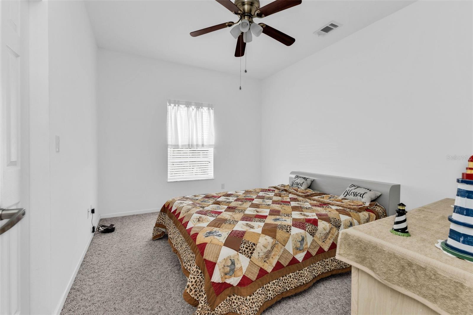 Image 33 of 52 For 634 Leisure  