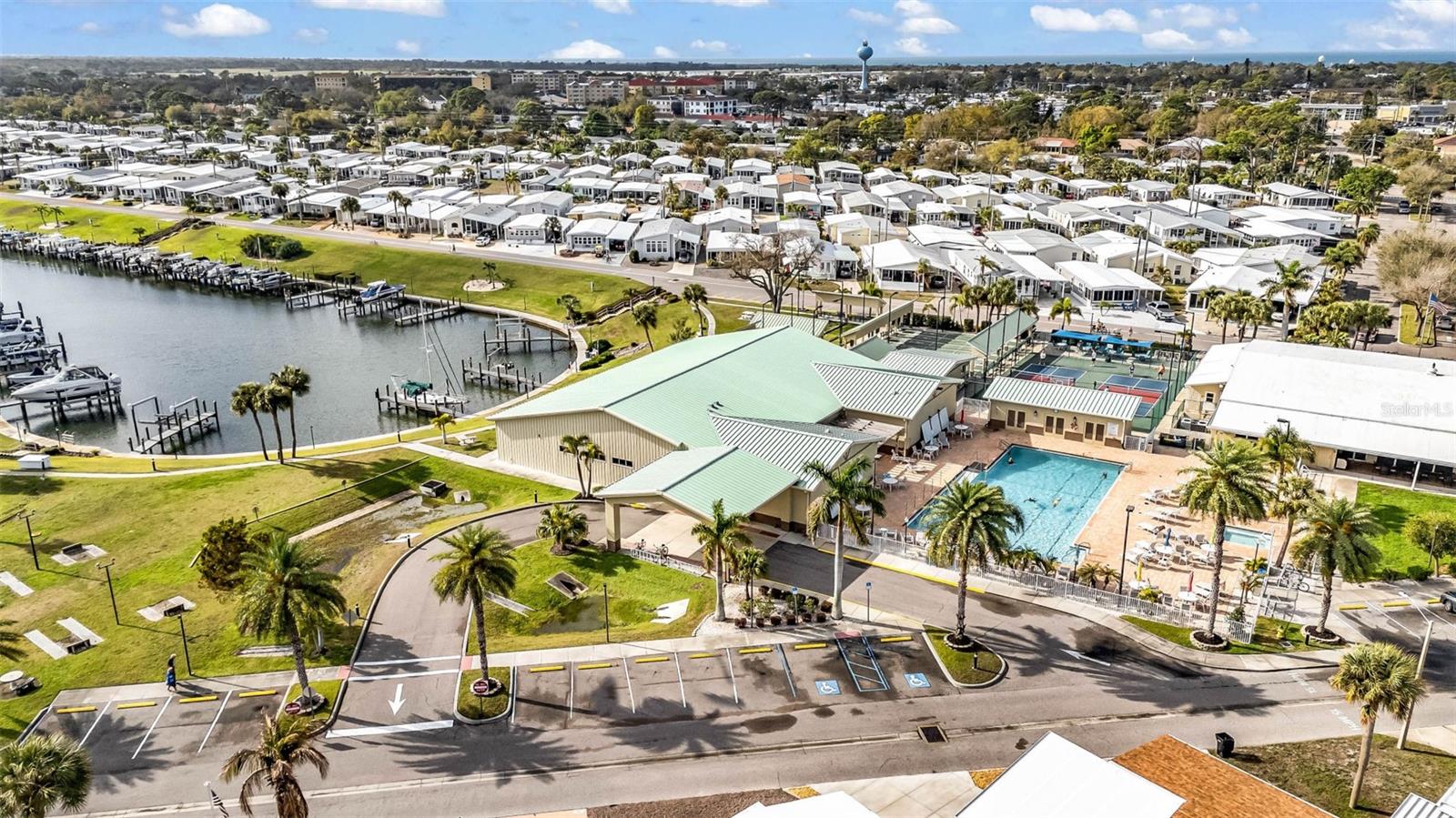 Image 46 of 52 For 634 Leisure  