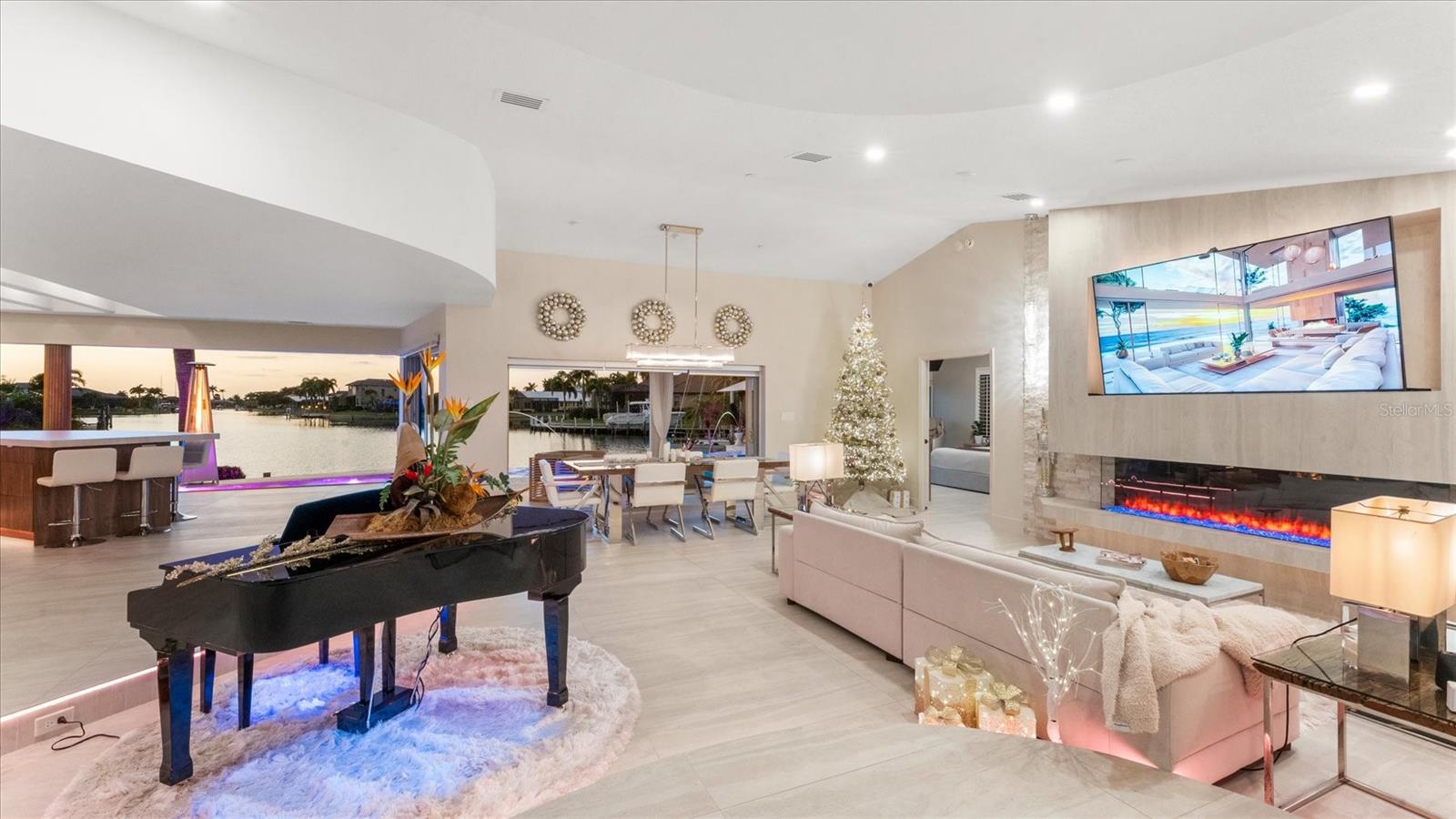 Image 5 of 99 For 2544 Rio Lisbo Court